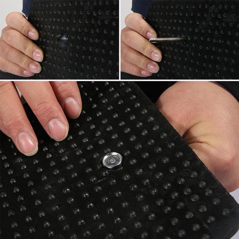 Portable Golf Putting Mat with Push Rod Trainer - 48x23cm - Black